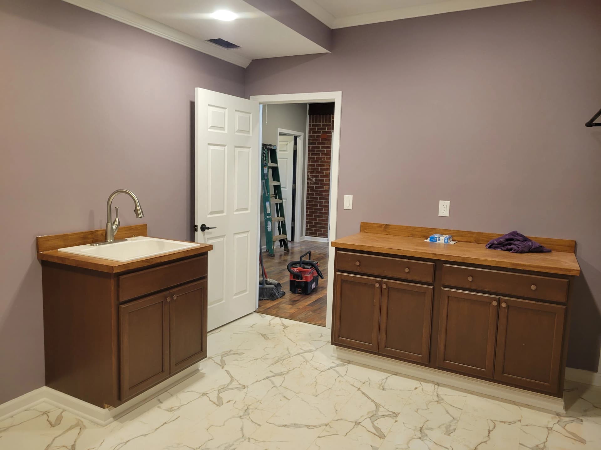 Gallery photos for Brantzeg Full Home Remodel - Inside and Out: Image #4