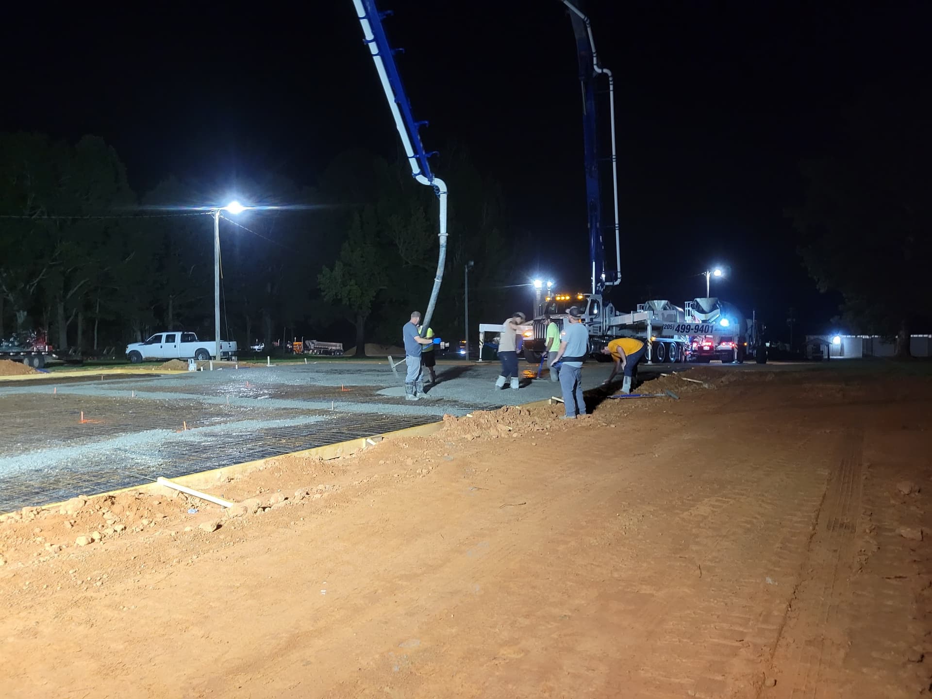 Gallery photos for Late-Night Prep to Clean Finished Slab on the Haynes Project: Image #1