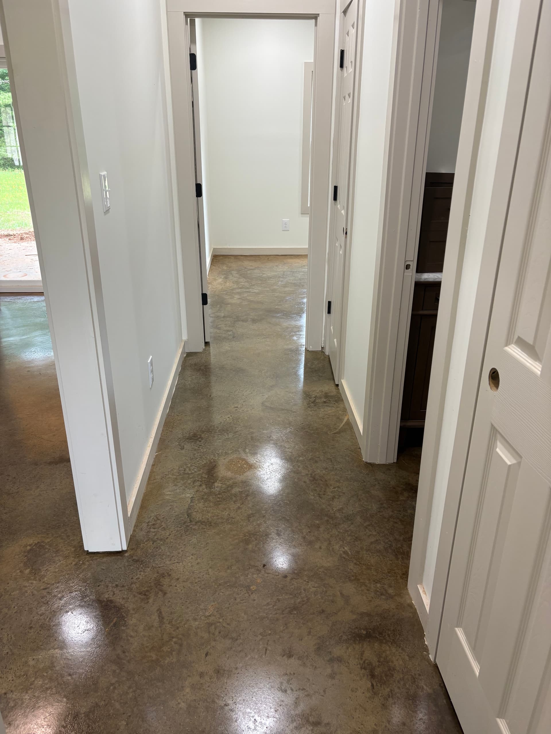 Gallery photos for Stained Concrete Floors That Make a New Build Feel Finished: Image #9